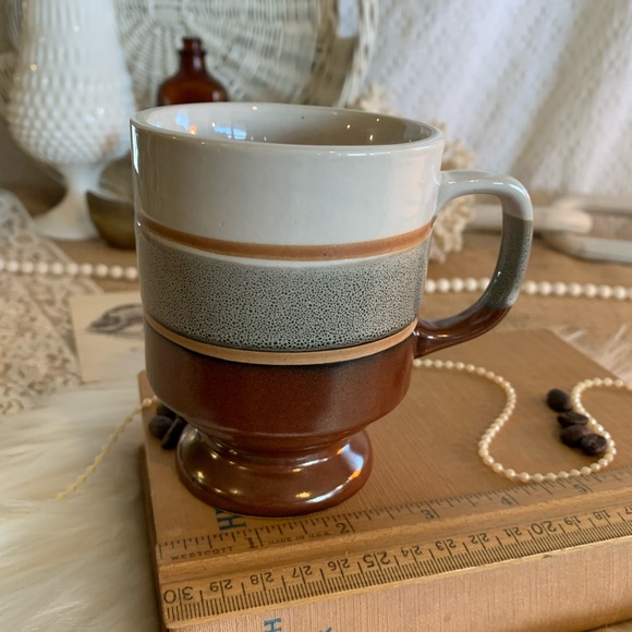 Vintage Stoneware Mug ☕️ - Picture 9 of 14